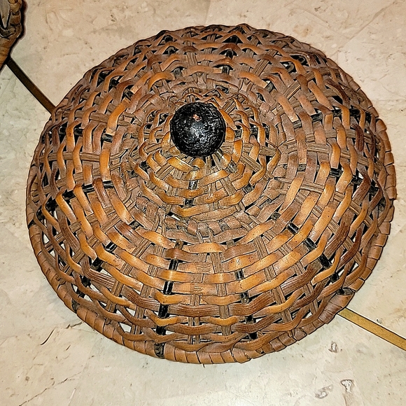 WICKER TEA POT BASKET WITH METAL FRAME, HANDLE & GRAPES - Picture 4 of 9